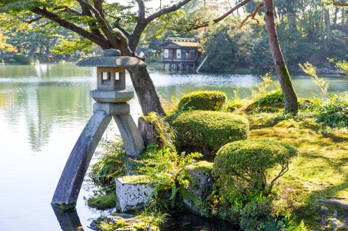 500 x 333 Kenrokuen garden Kanazawa Japan