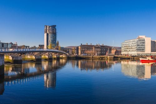 Belfast: Arrival to Belfast