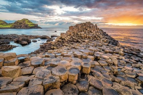 Derry: Transfer to Derry & Giant's Causeway image 2