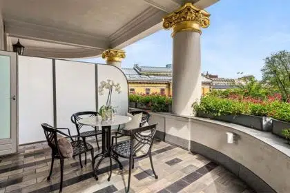 Hotel Continental Oslo Suite Balcony 420x280