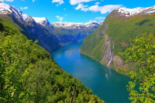 Cruising: Havila Overnight Voyage towards Alesund image 2