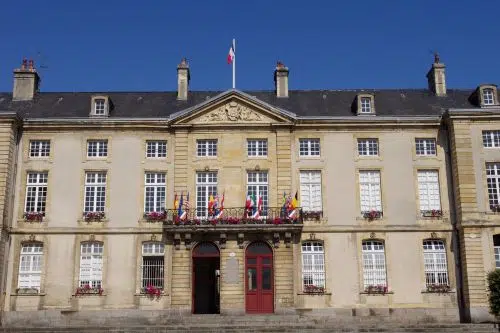 Private Transfer from Paris to Bayeux