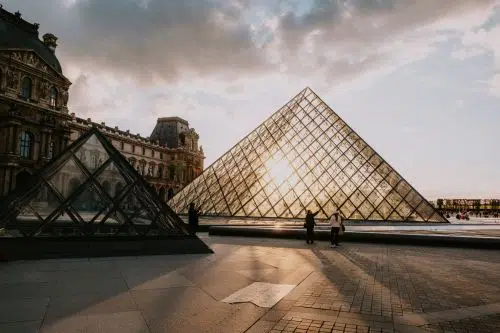 Paris: London to Paris by Train image 2