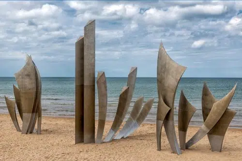 Bayeux: Private Full-Day D-Day Landing Beaches Tour