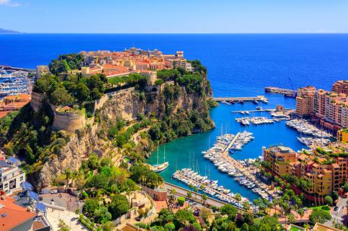 The Heights of Monaco and Èze