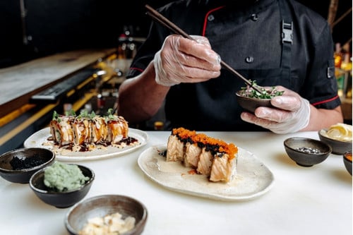 Tokyo: Markets, Sushi, and Shinjuku Nights