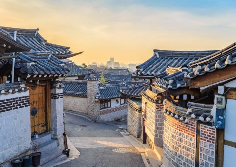 780 x 550 Bukchon Hanok Village, Korea