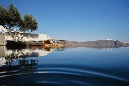 Andronis Luxury Suites Exterior