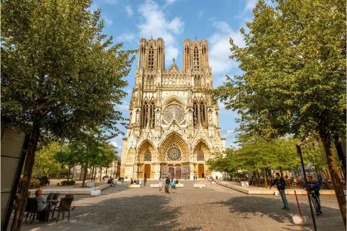 Historic Reims & City Walking & Train to Paris