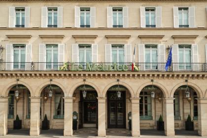 Le Meurice Hotel, Paris exterior (420 x 280)