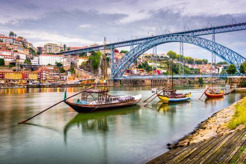Porto - Flight from Funchal, Madeira